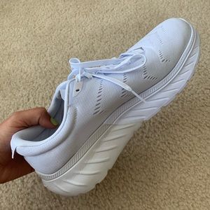 Hoka One One Mach 2 - Size 8.5 women